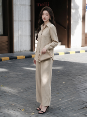 Liora Premium Linen Set in Natural Oat, side model view
